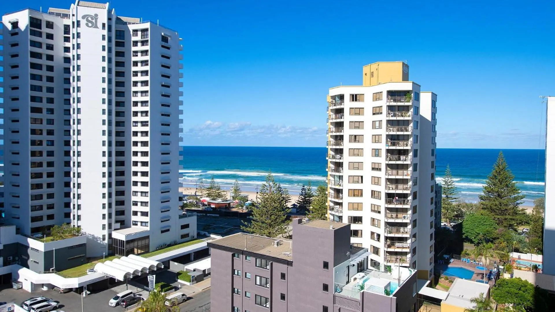 Two Bedroom Dual Key Resort Apartment At Legends Gold Coast Australia